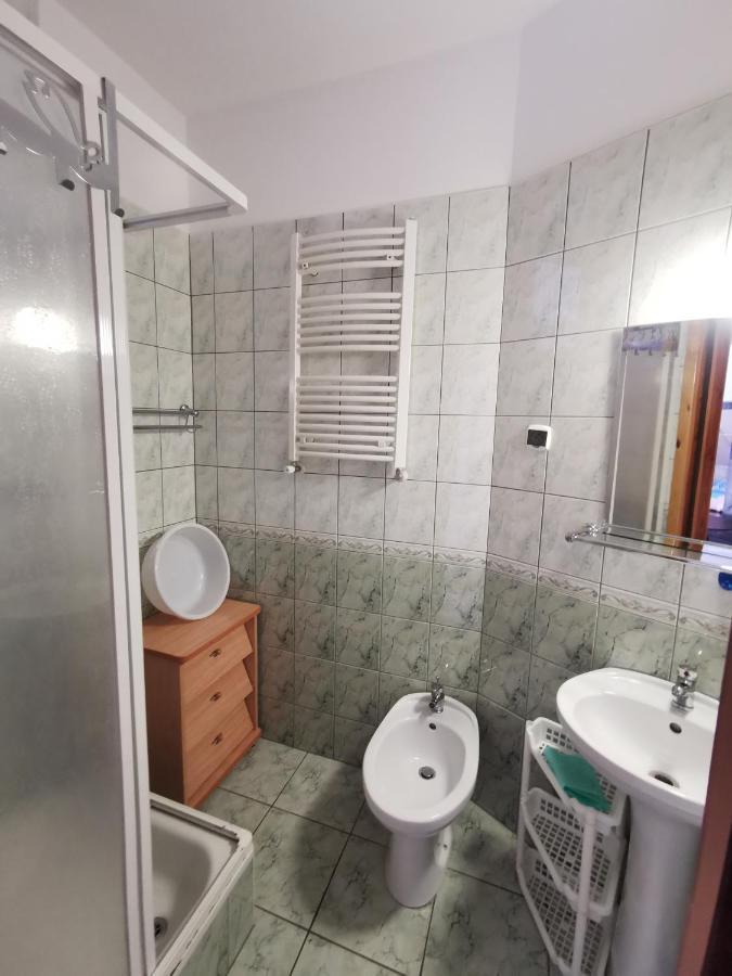 Dom Wczasowy Maja Dzwirzyno Bagian luar foto