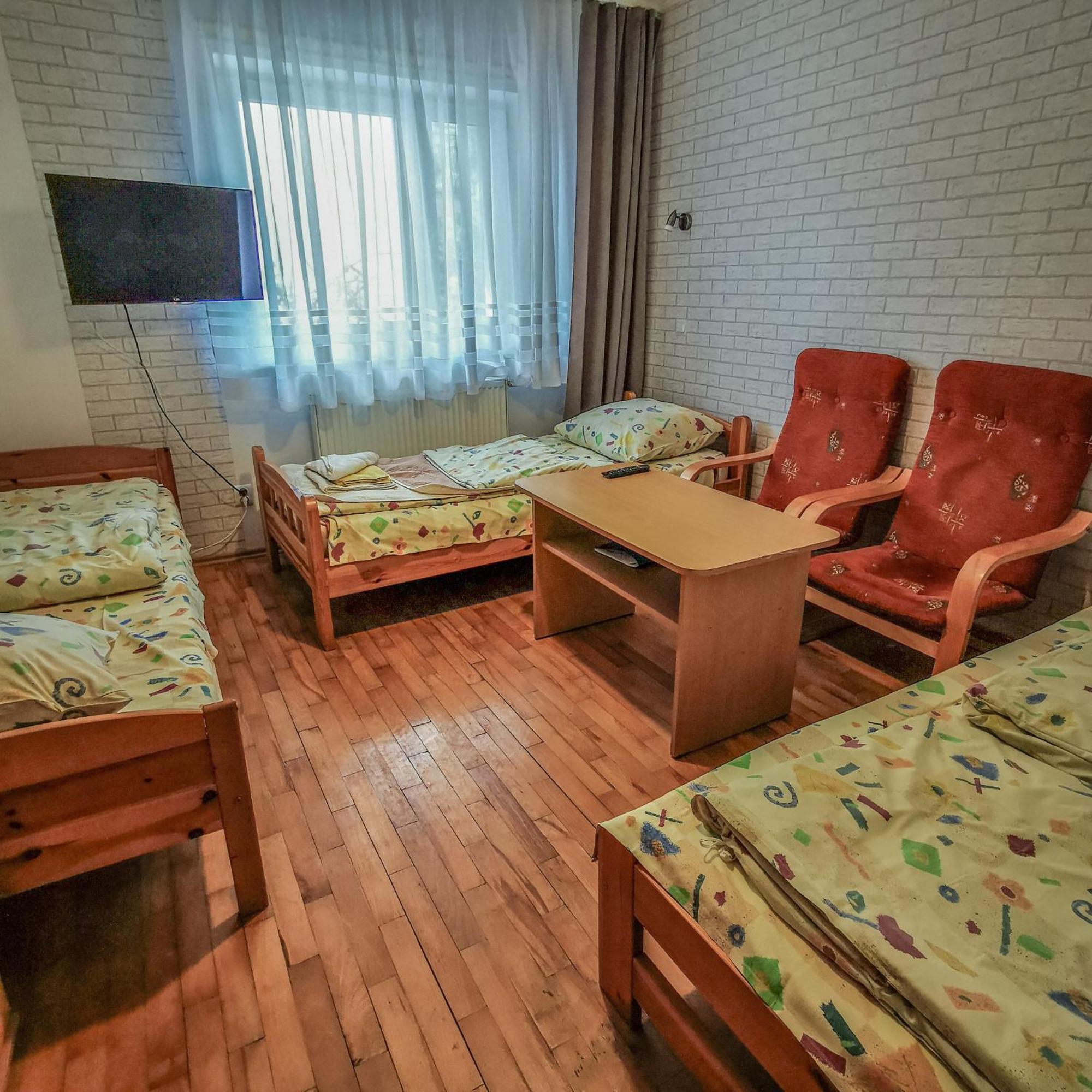 Dom Wczasowy Maja Dzwirzyno Ruang foto