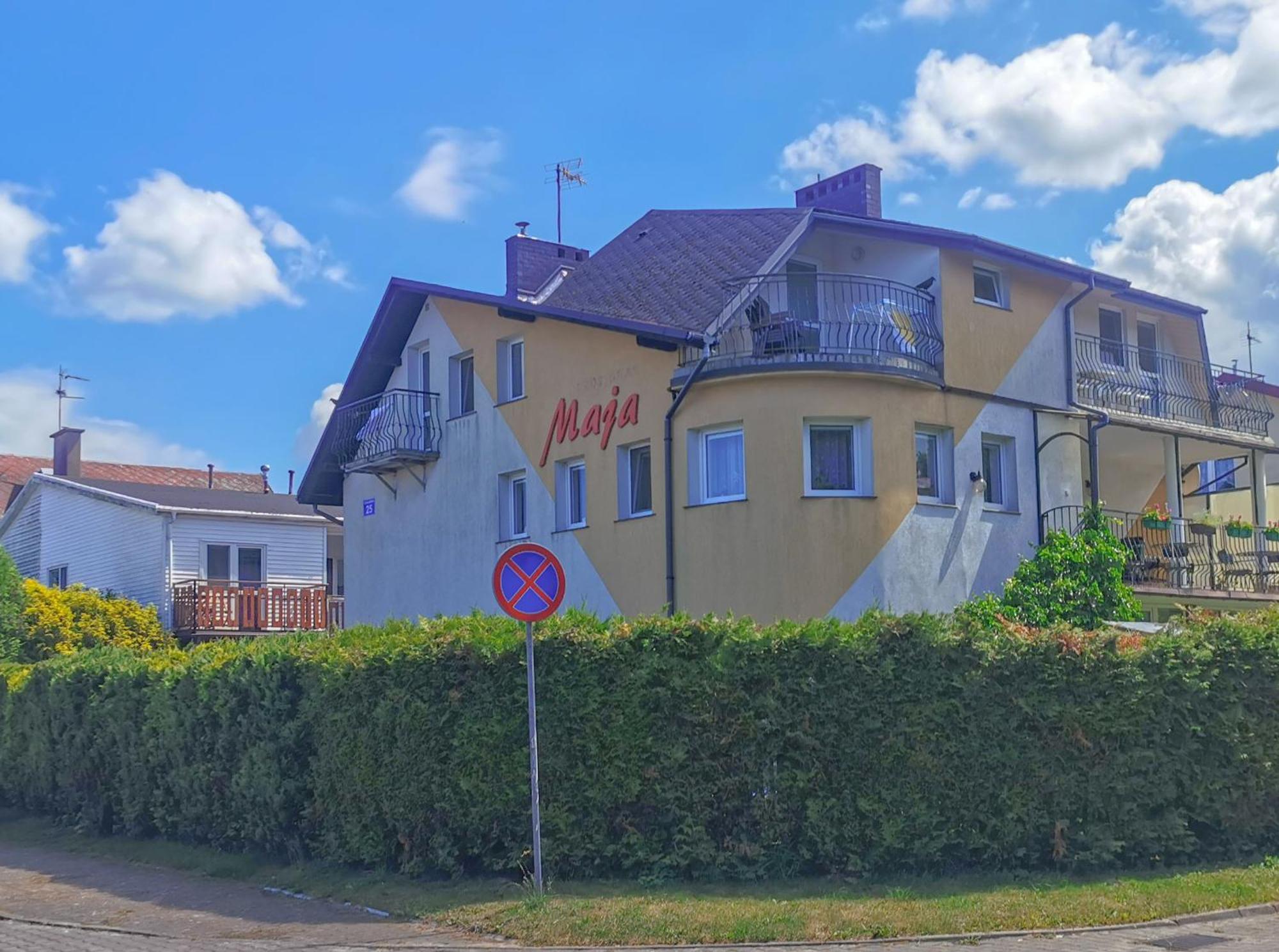 Dom Wczasowy Maja Dzwirzyno Bagian luar foto